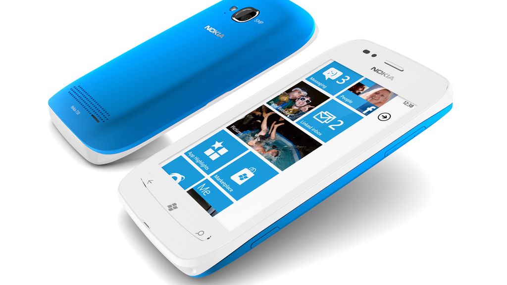 Nokia Lumia 710 - Windows Phone Mango i wymienne obudowy [wideo] 1