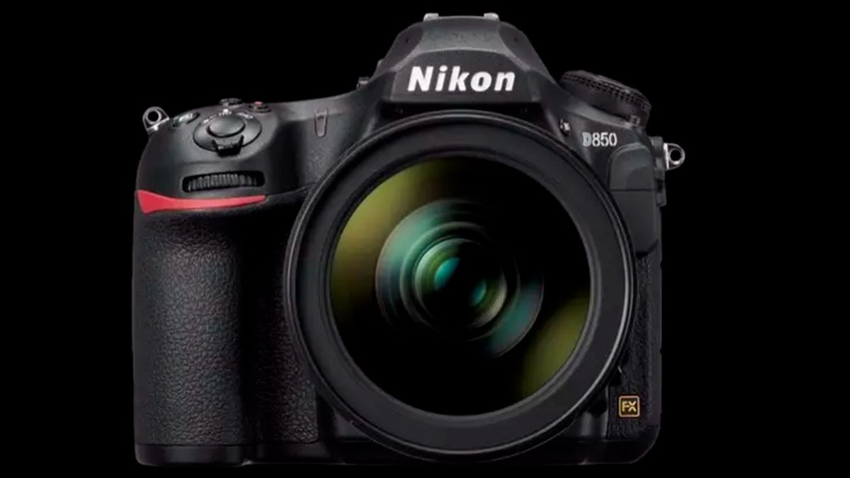 Nikon D850 - wyciekła pełna specyfikacja. Nadchodzi potężna lustrzanka! 1