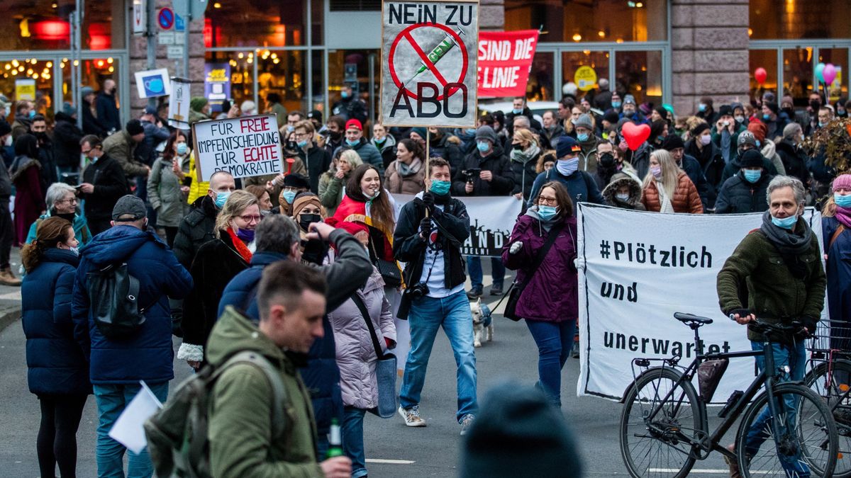 W Niemczech odbyły się liczne demonstracje antyszczepionkowców