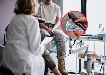 Lekarz wojskowy zarabia mniej niż najgorzej opłacany lekarz cywilny. To niejedyny problem