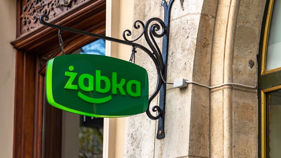 znaleźli granat w sklepie Żabka