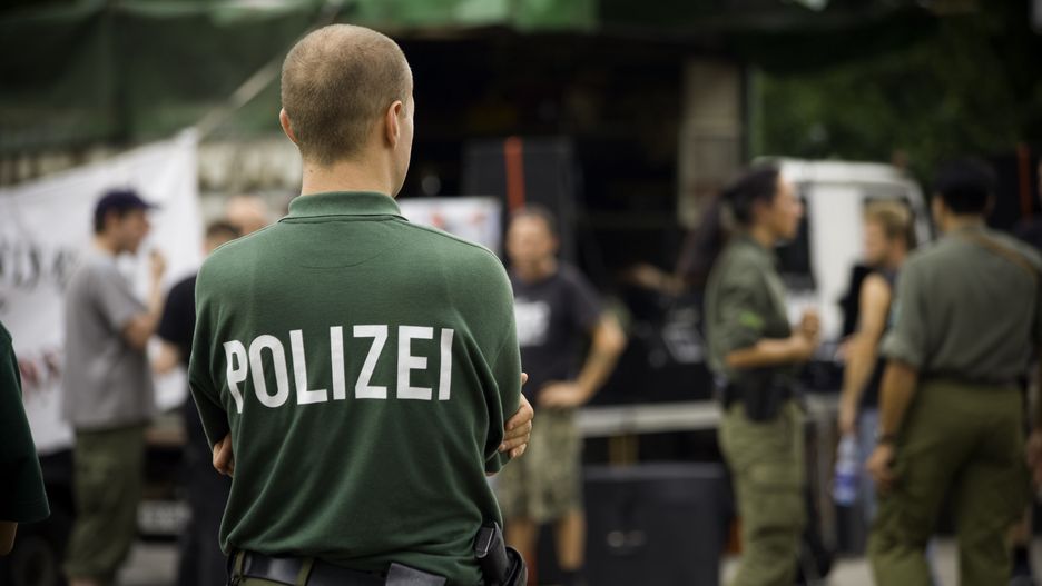 Niemiecki policjant, zdjęcie ilustracyjne