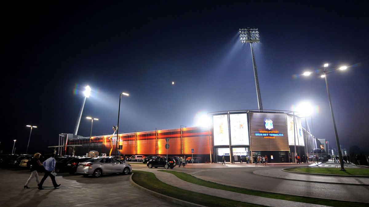 Newspix / Rafal Rusek / PressFocus / Na zdjęciu: stadion w Niecieczy