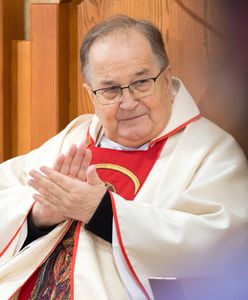 Suma zwala z nóg. Tyle Rydzyk dostał od MON