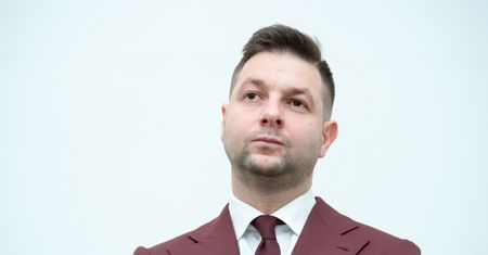 Patryk Jaki ruszył do ataku. Był "ustalony z dinozaurami Kaczyńskiego"?