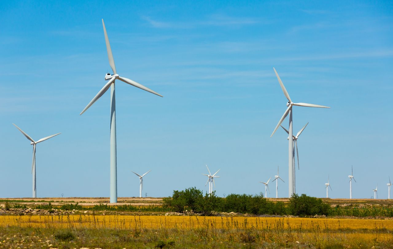 Energetyczna przyszłość Polski. Gigantyczne pieniądze na farmy wiatrowe