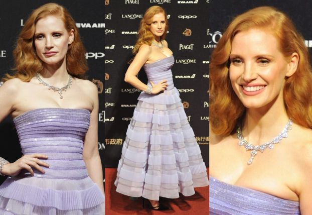 Jessica Chastain w falbanach na gali w Chinach