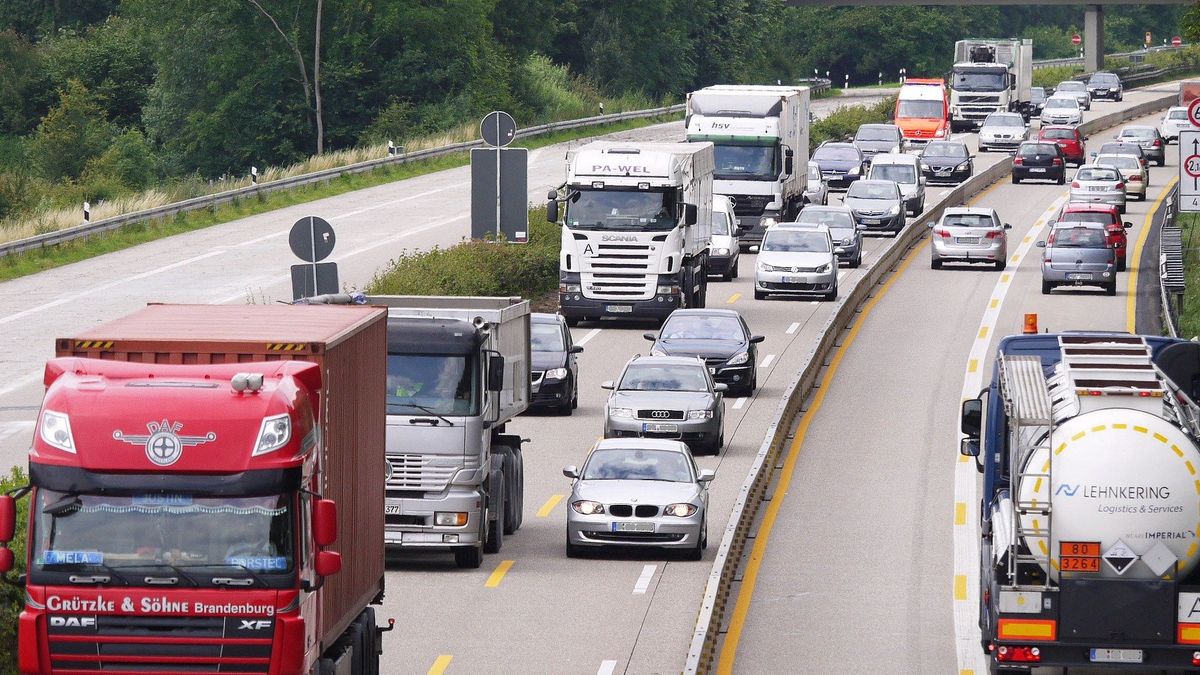 GDDKiA ostrzega przed korkami