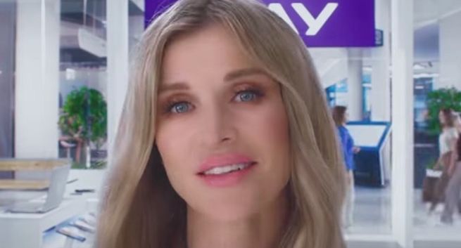 Joanna Krupa reklamuje ofertę Play z 300 GB internetu