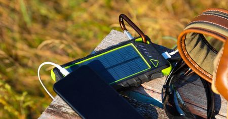 Elektroniczne gadżety przydatne podczas urlopu