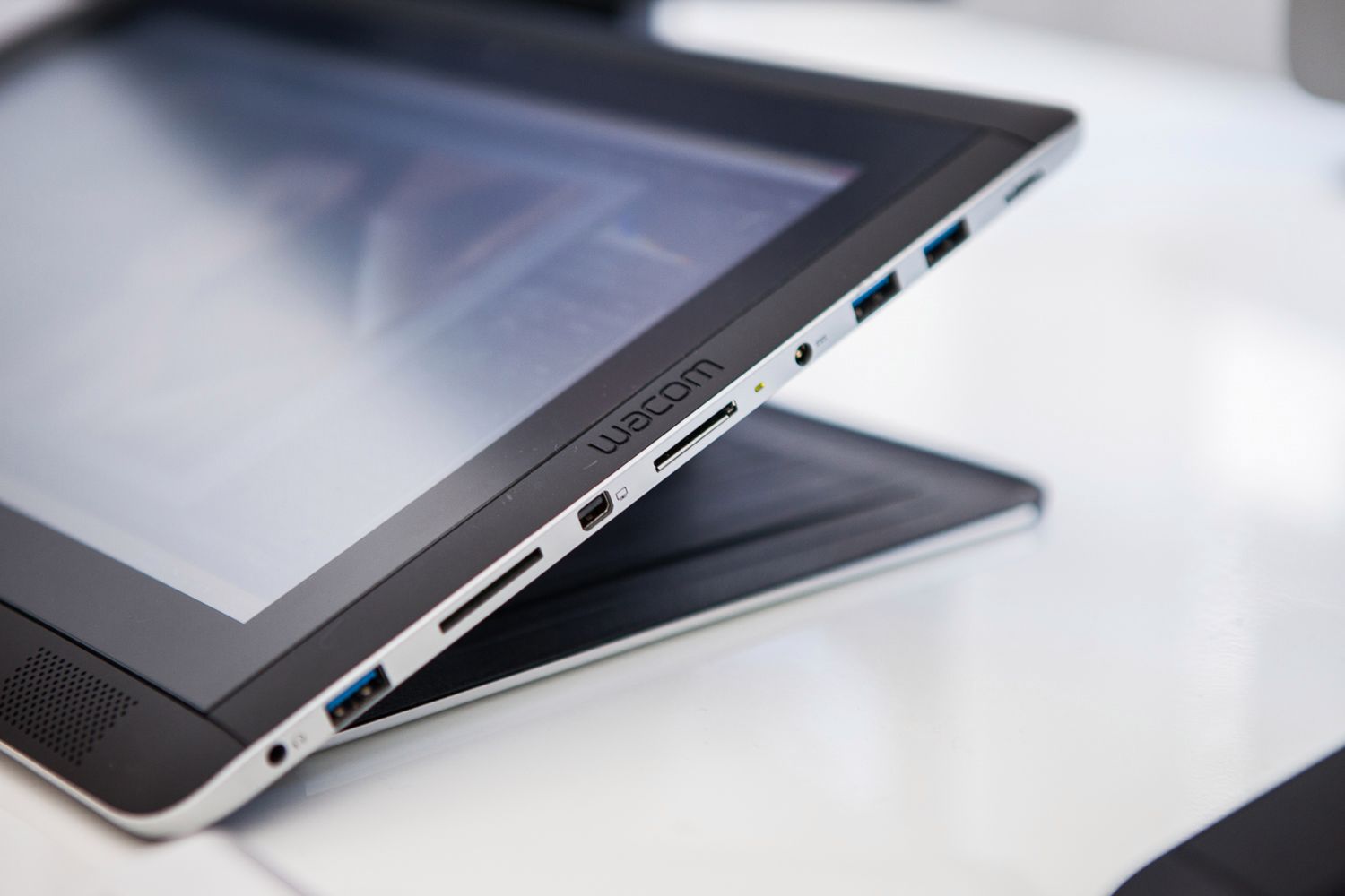 Wacom Companion 2 - wszystkomający tablet [test] 4
