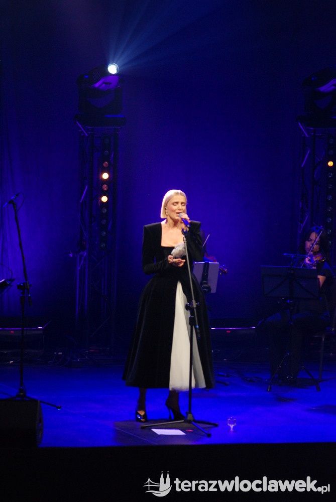 Kowal: nagrody dla oświaty i koncert Haliny Mlynkovej