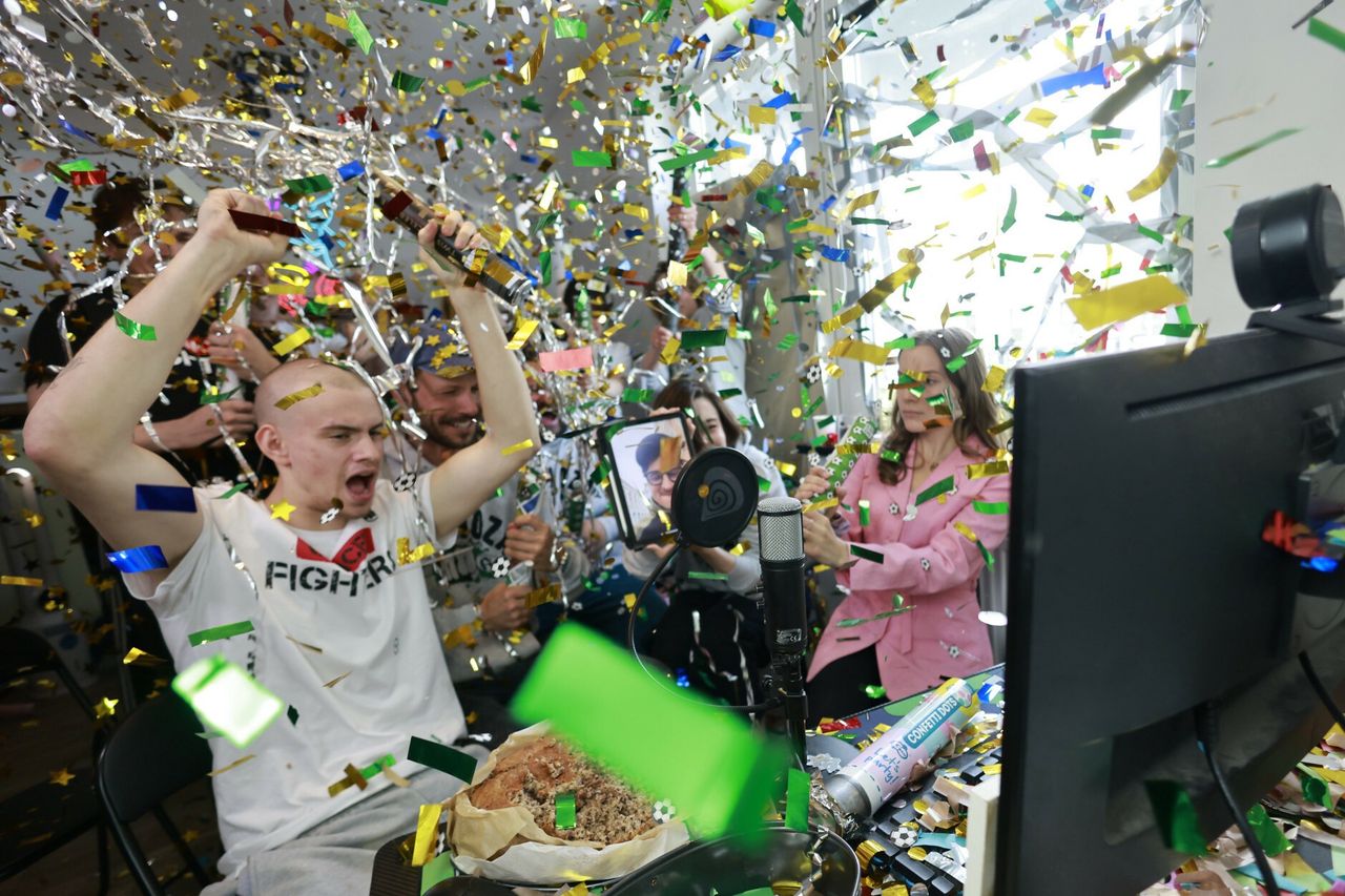 Niesamowity wynik. Nowa kwota zbiórki Łatwoganga i Bedoesa