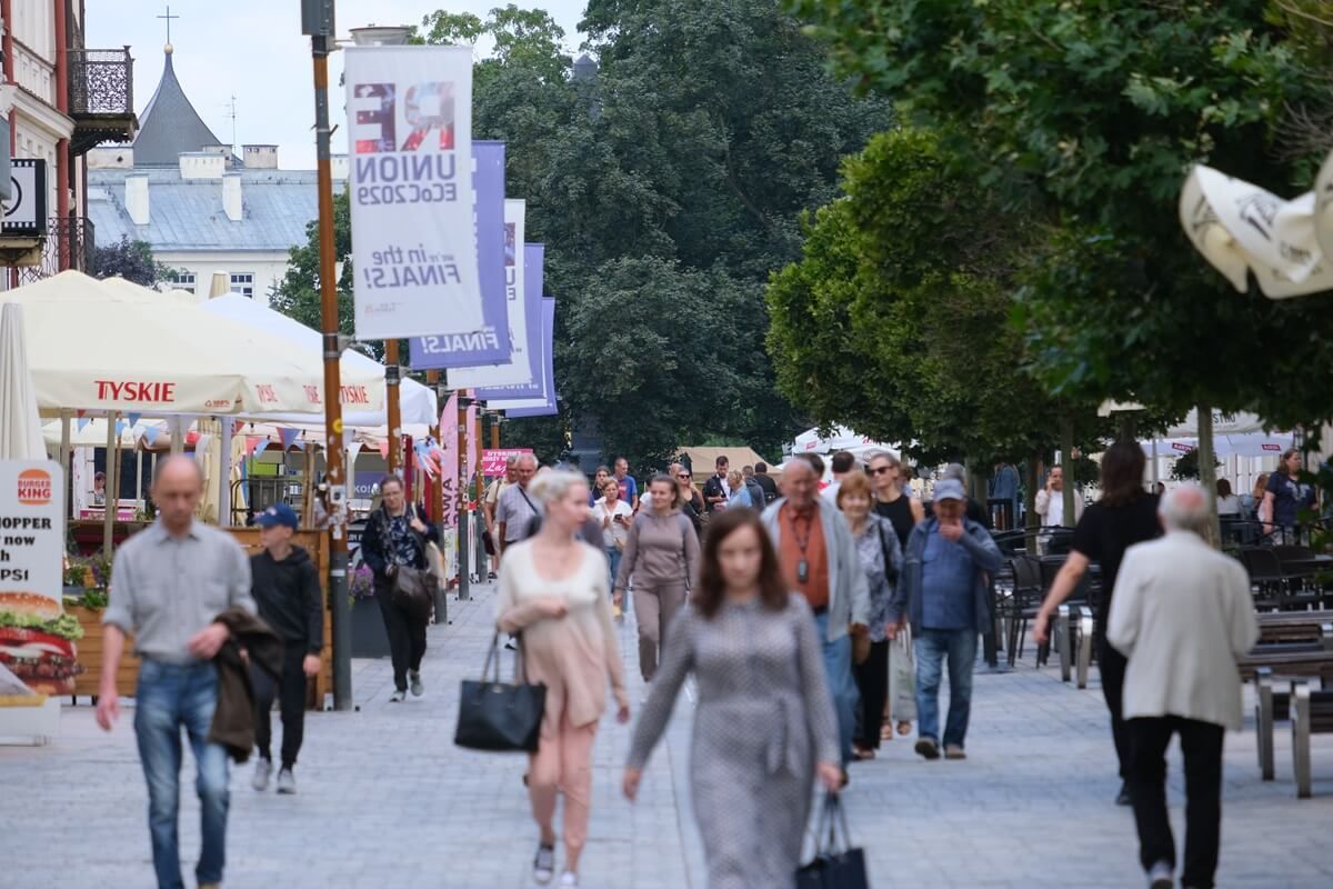 Legalne piwo „pod chmurką” w Lublinie? Radni chcą wyznaczyć specjalne strefy w mieście