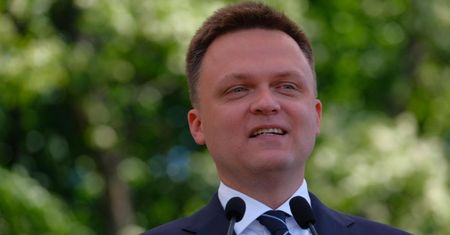 Szymon Hołownia - wpadka kandydata podczas debaty prezydenckiej. Jaki ma program wyborczy?