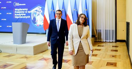 Co dalej z inflacją? Minister finansów: zacznie spadać w końcówce 2023 r.