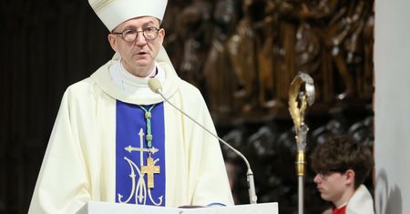 Zbrodnia na UW. Metropolita warszawski: składam wyrazy współczucia