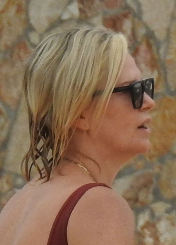 Charlize Theron z mamą na wakacjach