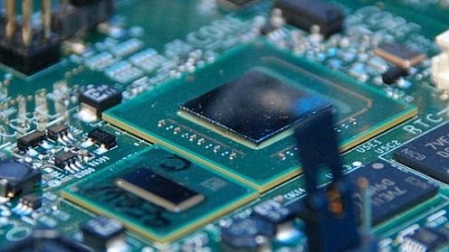 Intel Atom 2.0GHz - 2,4W! 1