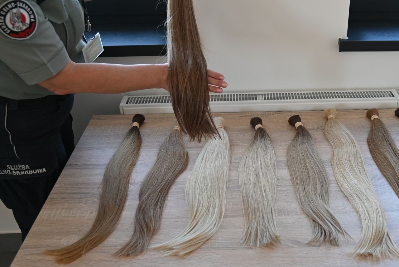 Nietypowy przemyt na granicy. Celnicy przechwycili ludzkie włosy.