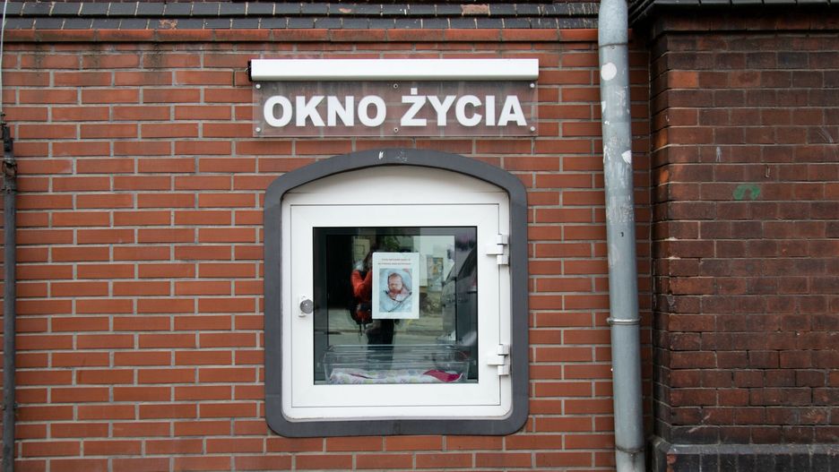 Okno życia przy Klasztorze Sióstr Boromeuszek we Wrocławiu