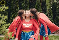 Dzień Matki 2020. Quarantanamera nadal bawi wrocławian. Fotografowie odwiedzili już ponad 300 okien