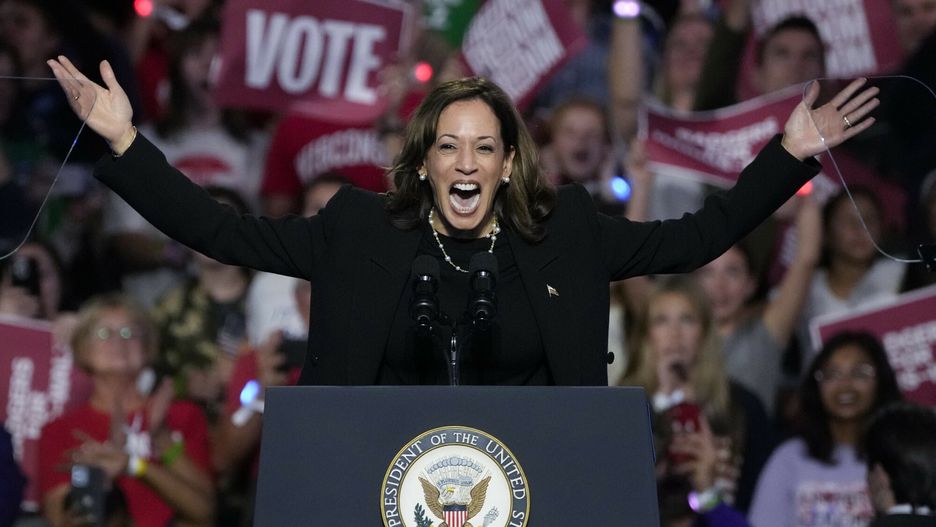 Kampania prezydencka Kamali Harris
Democratic presidential nominee Vice President Kamala Harris arrives to speak at a campaign event Wednesday, Oct. 30, 2024, in Madison, Wis. (AP Photo/Morry Gash)
Morry Gash