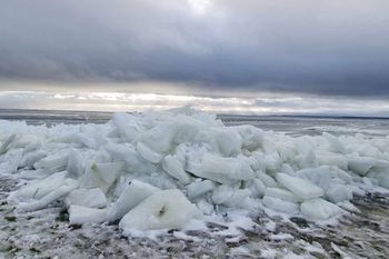 Spektakularne zjawisko na Bałtyku. Góry lodowe powracają