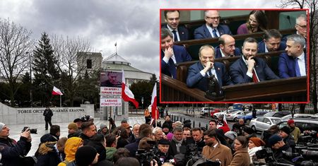 Posłowie KO kpią z PiS: "Wąsik z Kamińskim wygrali nam wybory"