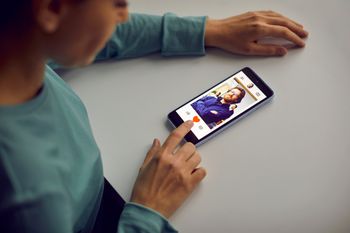 Aplikacje nie pomagają w znalezieniu miłości? Psycholog mówi wprost