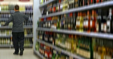 Alkohol tylko dla najbogatszych. Akcyza w górę. Cena pół litra może dojść do 50 zł