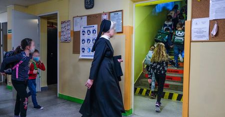 Katechetka zaprosiła na lekcję obcego mężczyznę. Opowiadał, jak "wyleczył" się z masturbacji