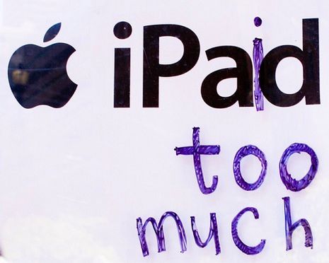 Motorola atakuje Apple i strzela sobie samobója. Hejterzy wchodzą na salony: tani populizm to nie krytyka! 4