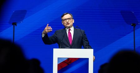 Będziecie w szoku. Tyle warta jest broń należąca do ministra Ziobry