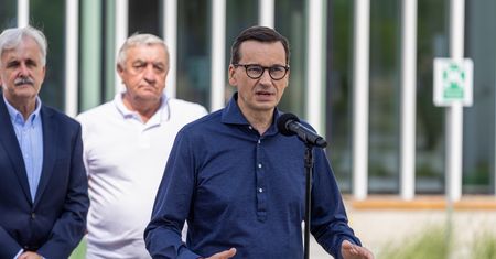 Tym razem nie Tusk. Morawiecki zaatakował Konfederację