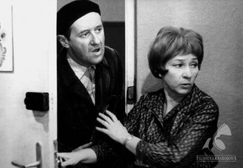Ofiara cenzury? Kultowy polski serial przerwano przez scenę z gazetą