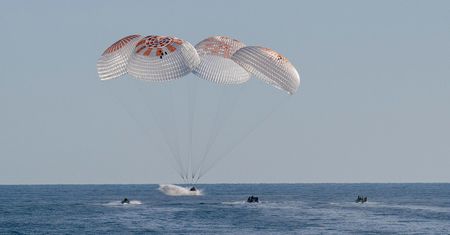 Tak będzie wyglądać powrót z kosmosu. Sławosza czeka złożony proces