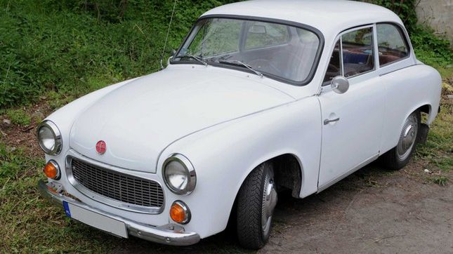 Kultowe gadżety sprzed ponad pół wieku: Syrena, radio Szarotka, skuter Osa i inne 1