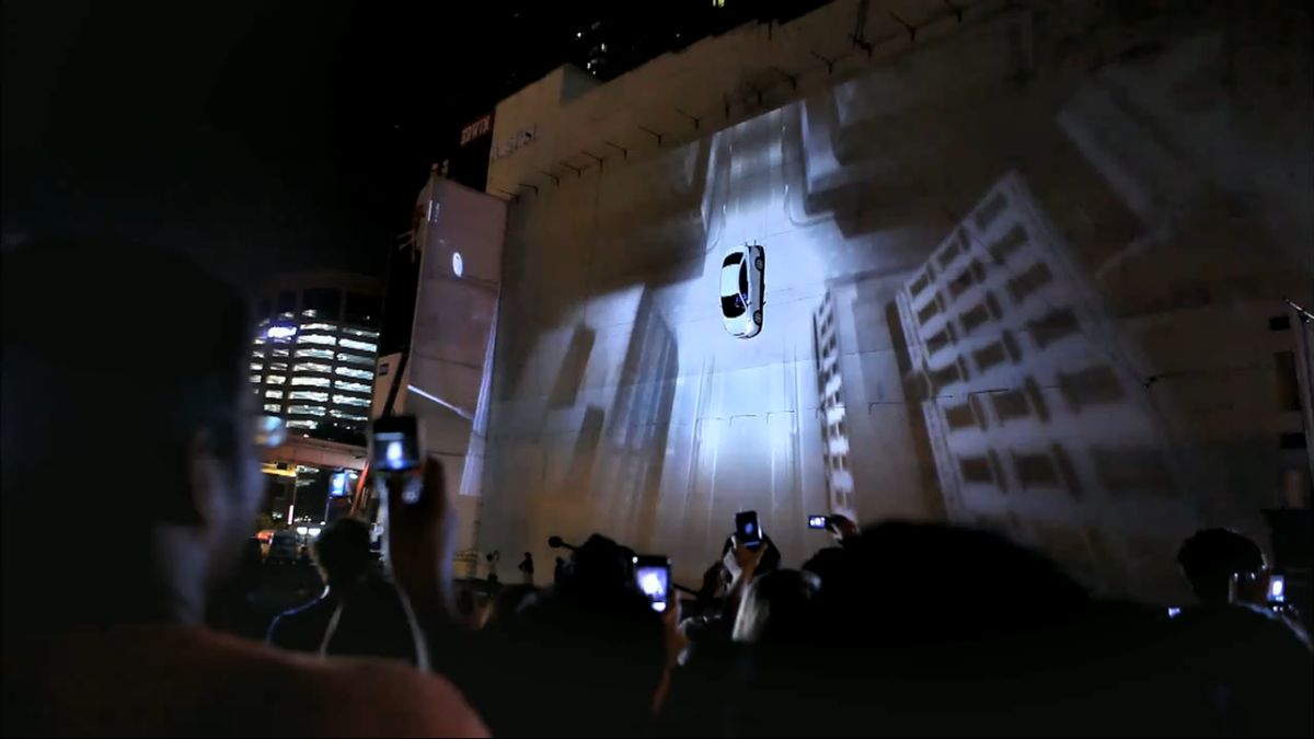 Szczęśliwa trzynastka niesamowitych pokazów 3D Mappingu - zobacz koniecznie! [wideo] 1