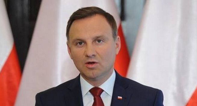 Kontrowersyjne hasło o Andrzeju Dudzie znika z podpowiedzi w Google. „Regulamin i standardowe procedury”