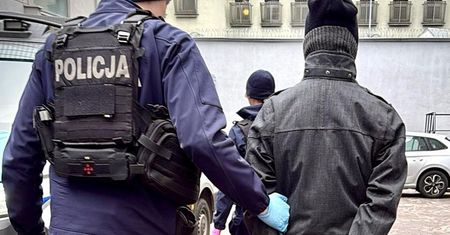 Chwalił morderstwo w sieci. 18-latek trafił w ręce policji