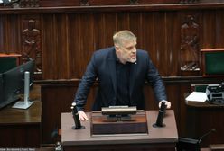 Zandberg grzmi w Sejmie. "Tusk będzie dyscyplinować przystawki"