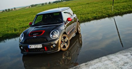 MINI John Cooper Works GP - ostry maluch [galeria]