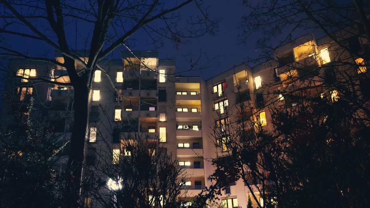 Czy zapalanie światła w mieszkaniu jest niebezpieczne?