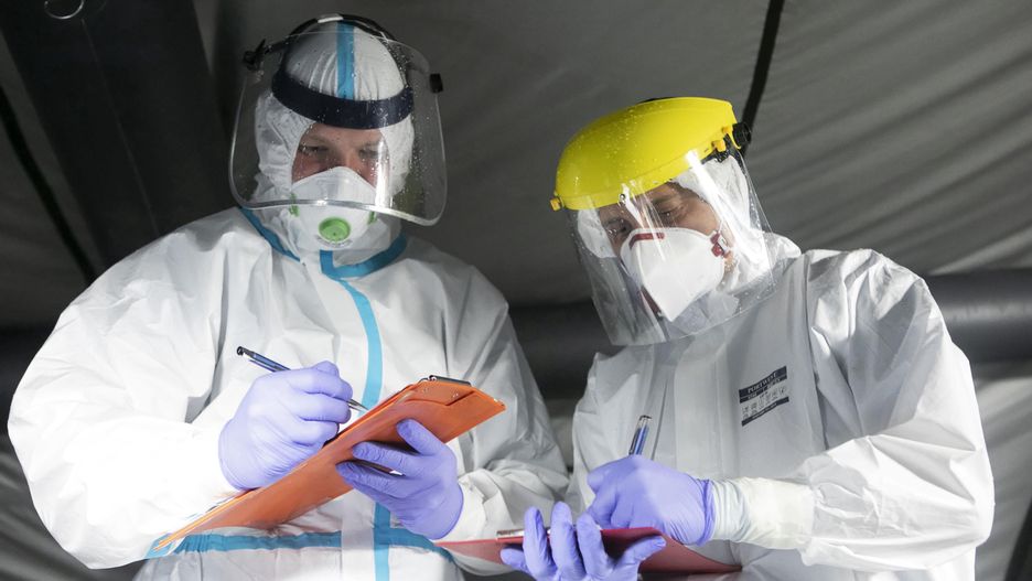 Koronawirus. COVID-19 może skutkować groźnymi powikłaniami 