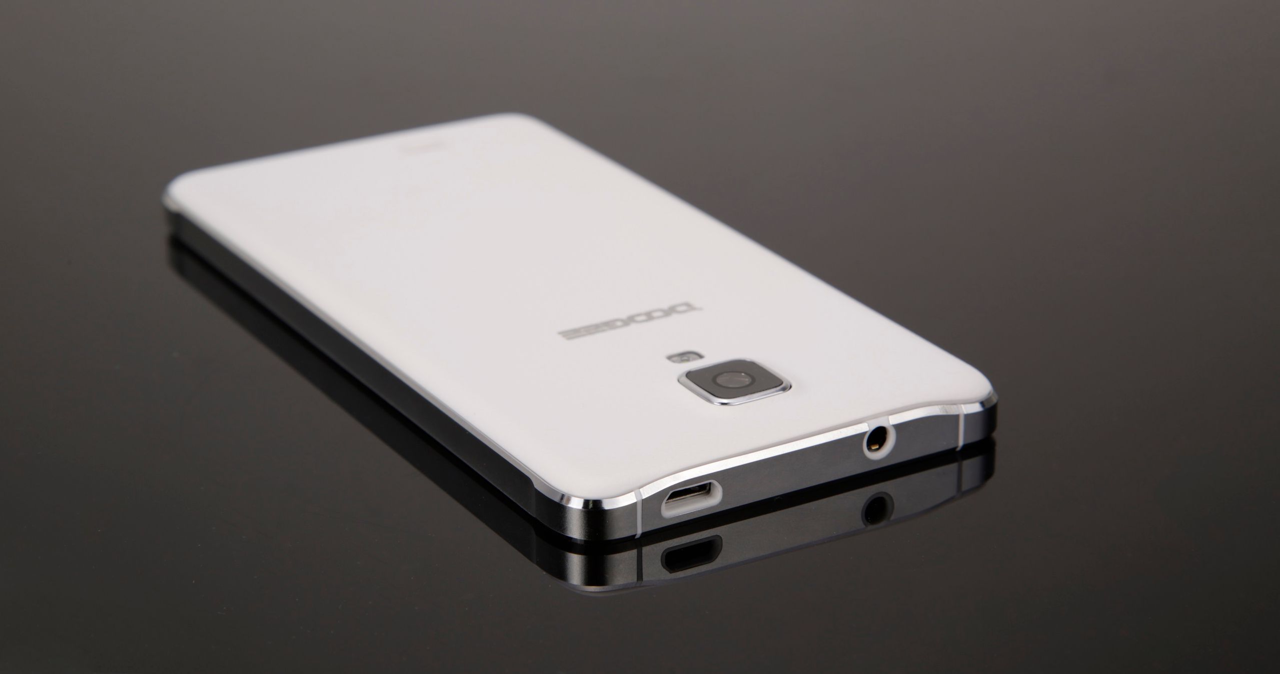Doogee DG750 Iron Bone to metalowy smartfon za 549 złotych 5
