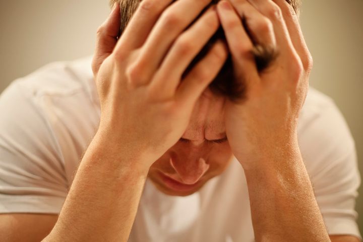 Klasterowy ból głowy to nie migrena. Jak go rozpoznać?