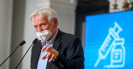 Prof. Horban wprost. Szczere słowa o testowaniu przyjezdnych z Wysp