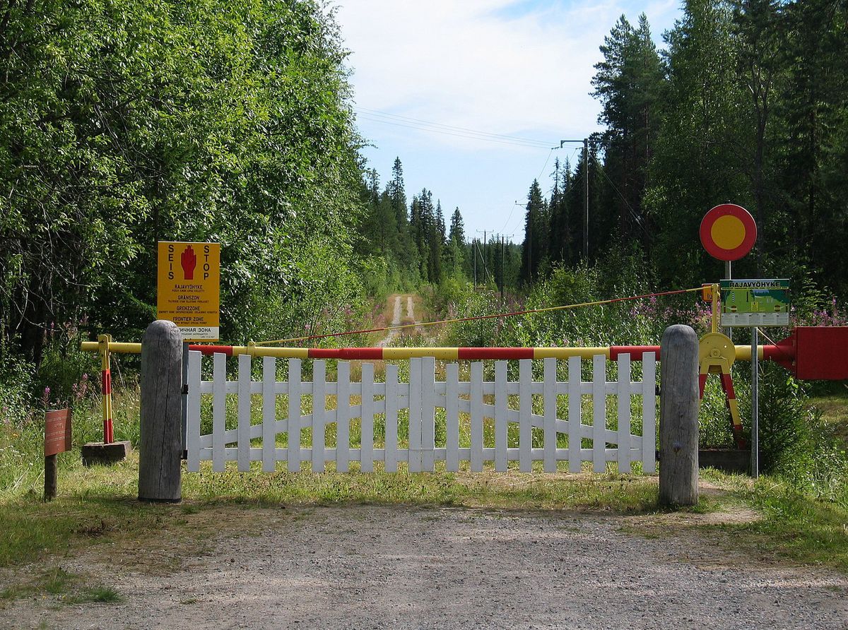 Przejście graniczne w Raattentie, na granicy Rosji i Finlandii