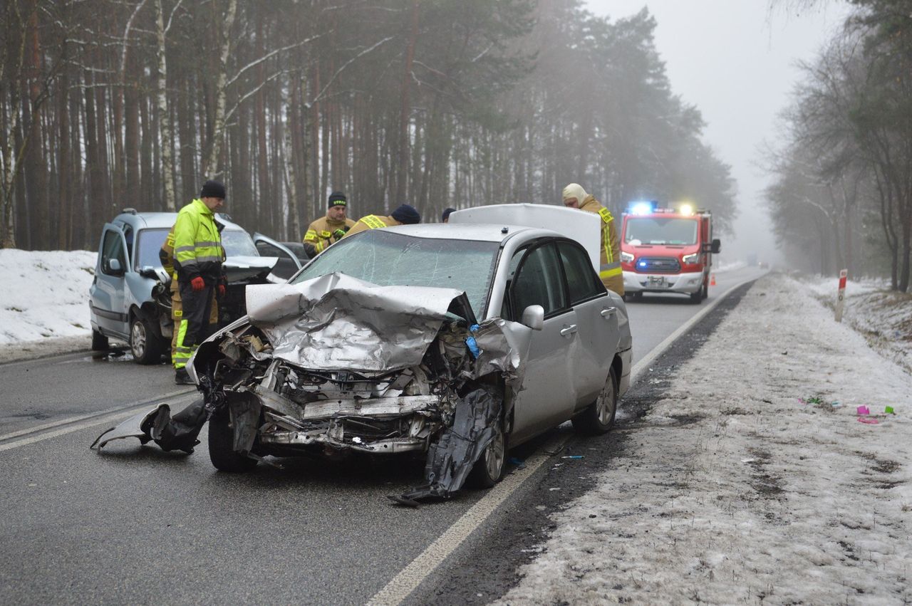 Bełchatów: Dramat na DK74. Nie żyje jedna osoba